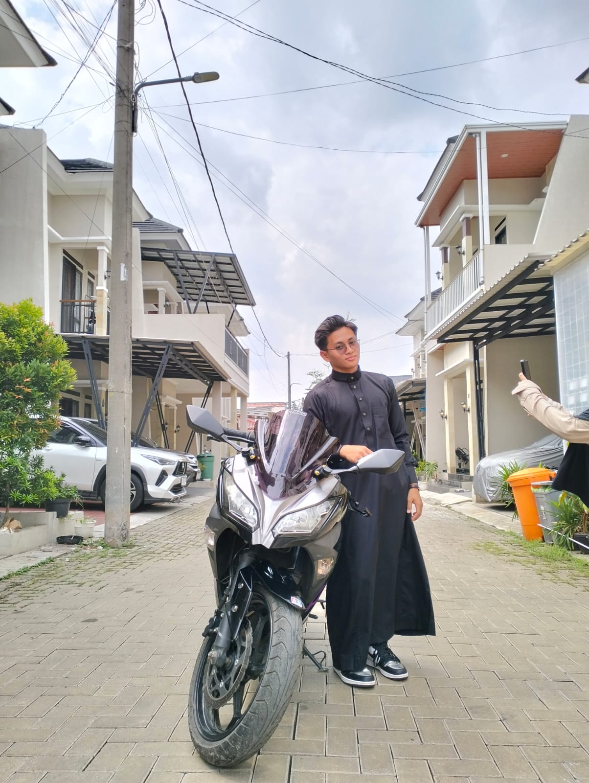 Perbedaan antara Baju Koko dan Jubah Gamis