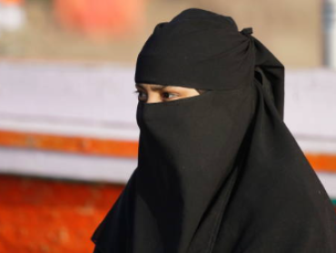 perbedaan hijab jilbab niqab dan burqa