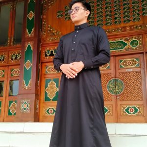 Cara Merawat Gamis Pria agar Tetap Awet dan Nyaman